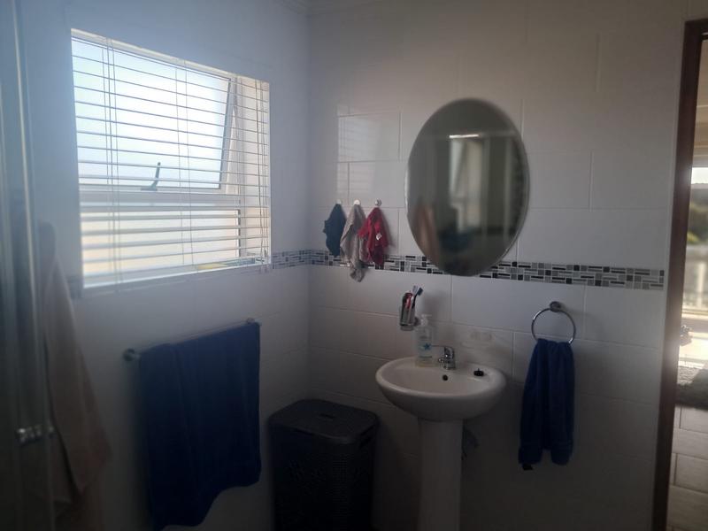 4 Bedroom Property for Sale in Avondale Western Cape